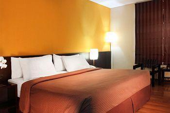 Hotel Gumilang Regency 4*