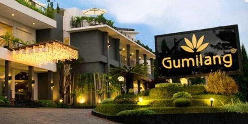 Hotel Gumilang Regency 4*