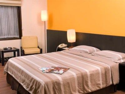 Gumilang Regency Hotel 4*