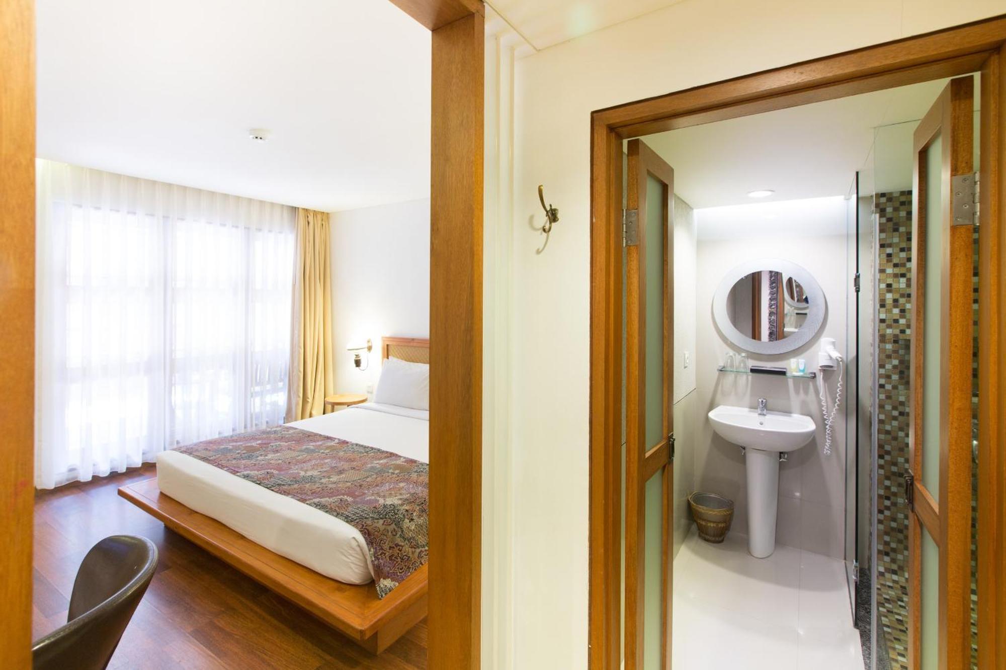 Gumilang Regency 4* Bandung