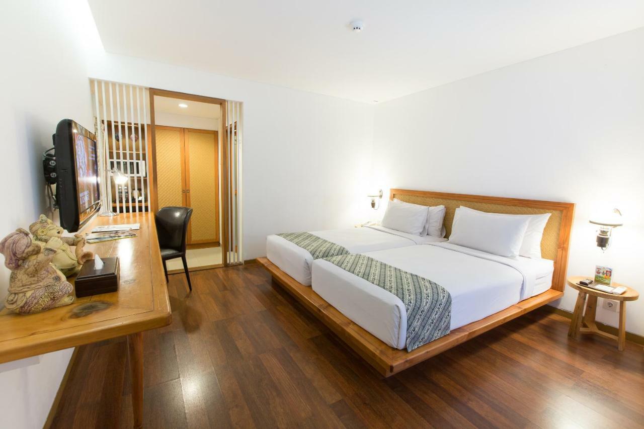Gumilang Regency Hotel 4*